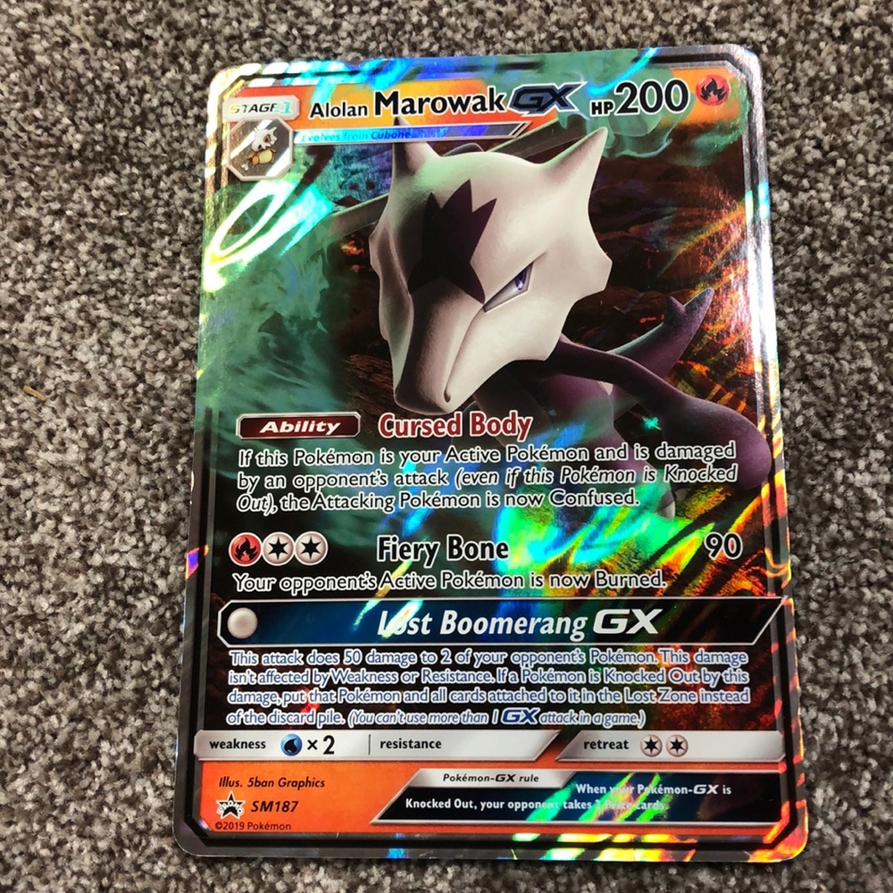 Giant Pokémon card